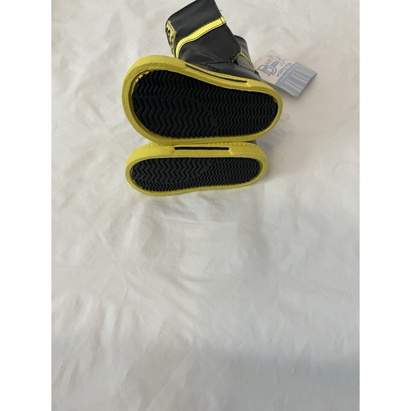 NWT Infant Trimfoot Fireman Boots Size 2 (3-6 Months) Black Yellow Photos - Picture 4 of 9